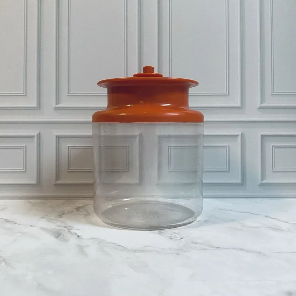 Tupperware age use